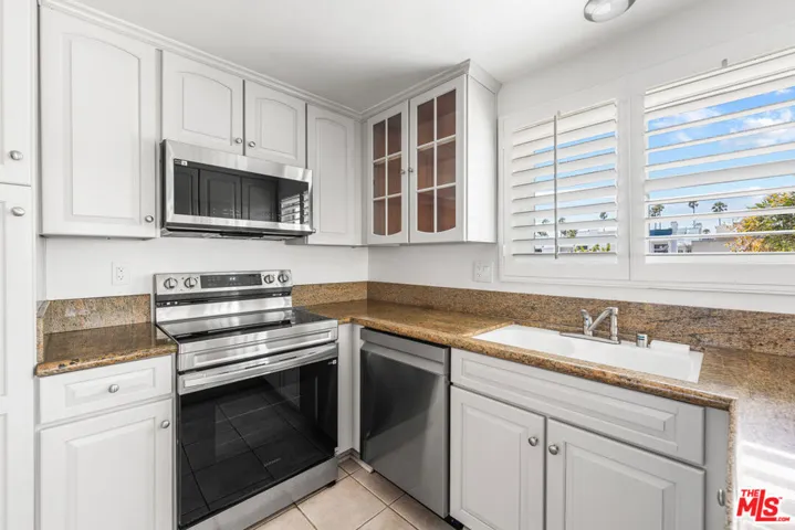 1127 10th St 201, Santa Monica, California 90403
