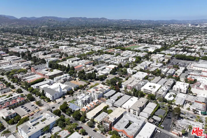 1127 10th St 201, Santa Monica, California 90403