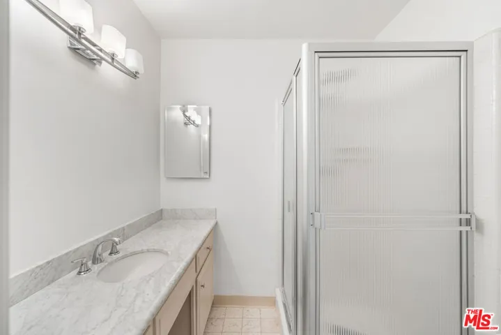 1127 10th St 201, Santa Monica, California 90403