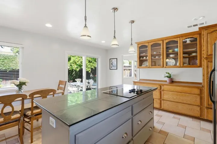 2586 Bobolink Drive, San Jose, California 95125