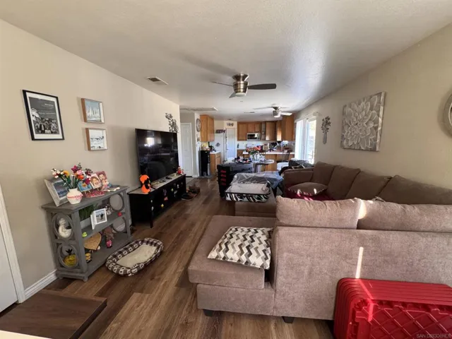 9208 Pinkard, El Cajon, California 92021