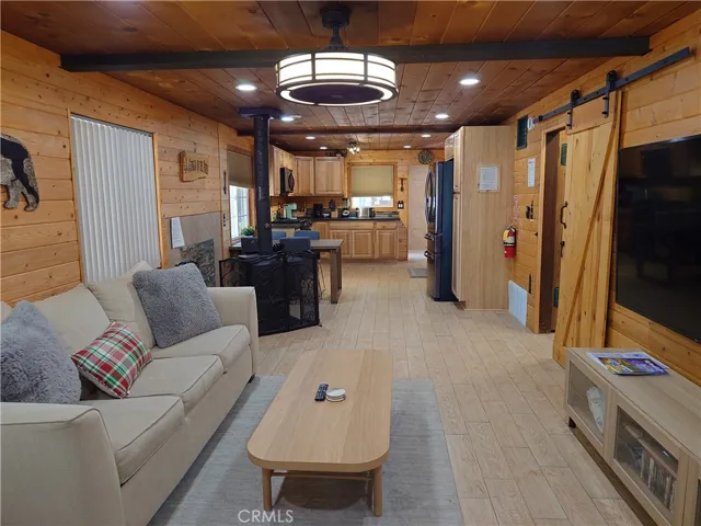 Living Room Facing Kitchen