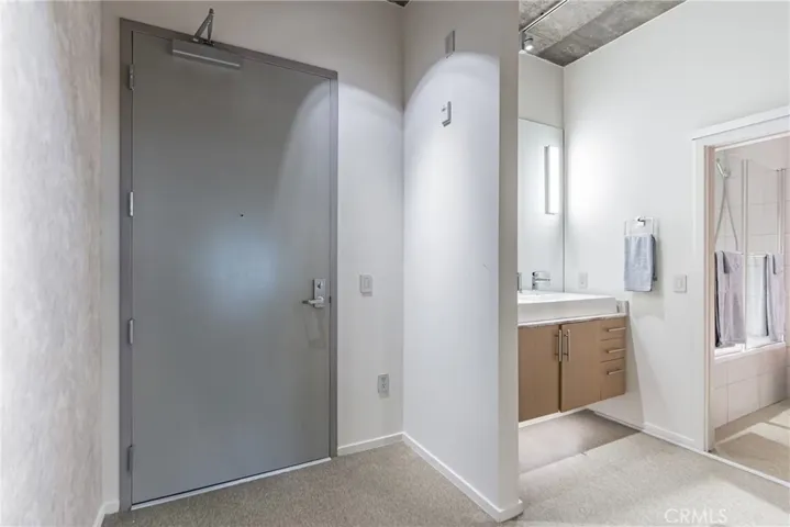 510 103 S Hewitt, Los Angeles, California 90013