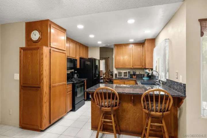 4917 Glenhaven Dr., Oceanside, California 92056