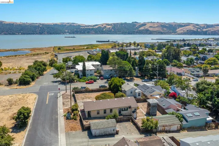 811 E 6th Street, Benicia, California 94510