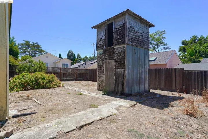 811 E 6th Street, Benicia, California 94510