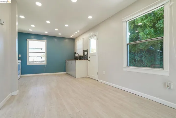 811 E 6th Street, Benicia, California 94510