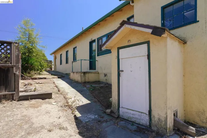 811 E 6th Street, Benicia, California 94510
