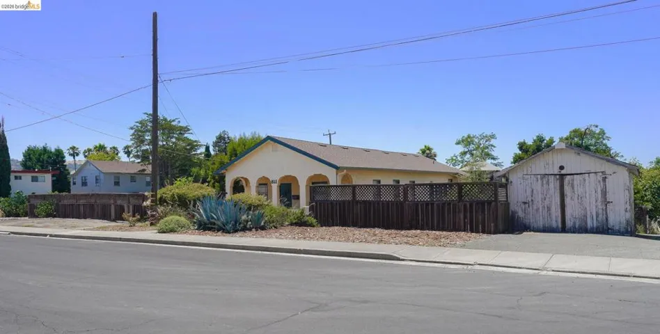 811 E 6th Street, Benicia, California 94510