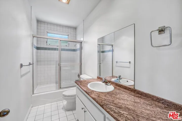 6852 Woody Trail, Los Angeles, California 90068
