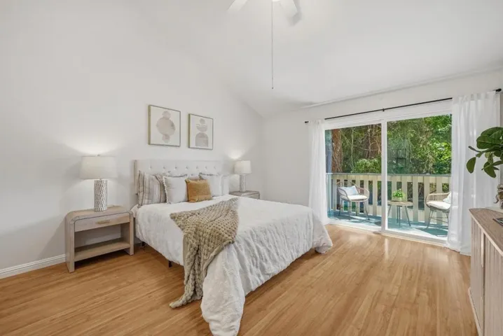 201 Flynn Avenue 16, Mountain View, California 94043