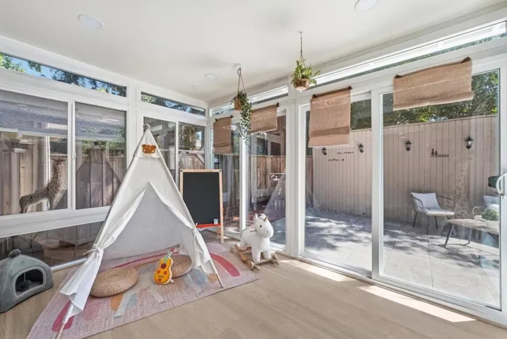 201 Flynn Avenue 16, Mountain View, California 94043