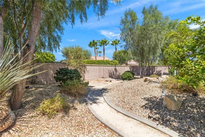 39371 Blossom, Palm Desert, California 92211