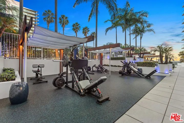 13700 Marina Pointe Drive 627, Marina Del Rey, California 90292
