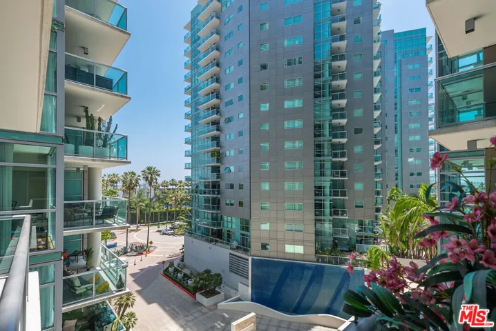 13700 Marina Pointe Drive 627, Marina Del Rey, California 90292