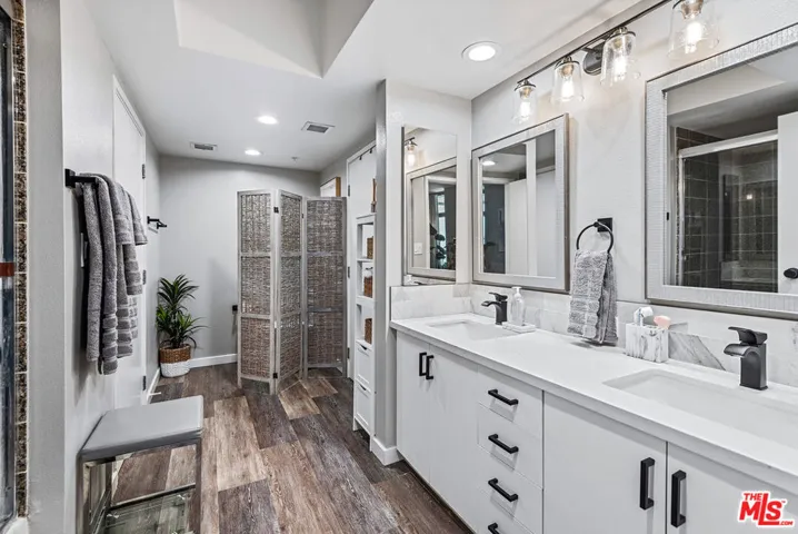 13700 Marina Pointe Drive 627, Marina Del Rey, California 90292