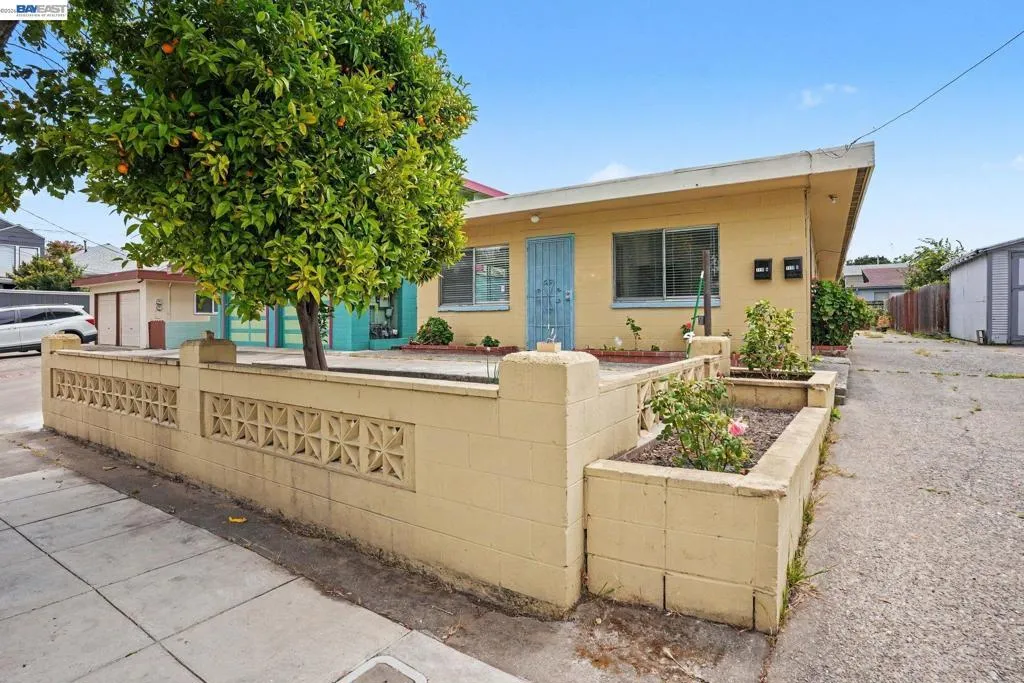 1110 Buena Vista, Alameda, California 94501 — photo 4