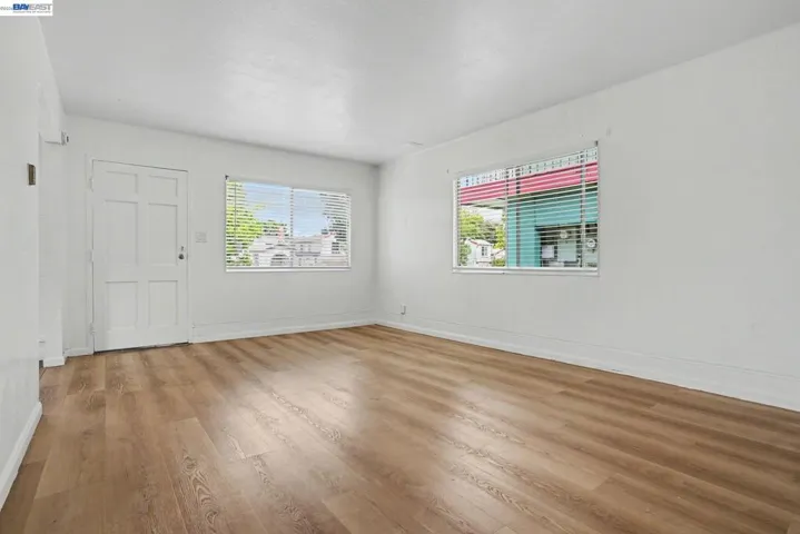 1110 Buena Vista, Alameda, California 94501