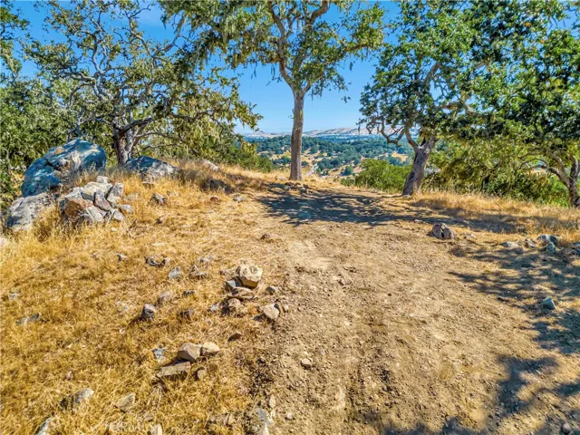 6452 Alta Pradera, Atascadero, California 93422