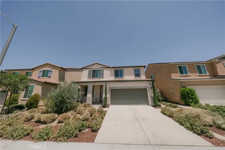 560 E Vodden, Rialto, California 92376
