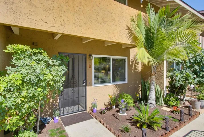 780 Ballantyne St J, El Cajon, California 92021