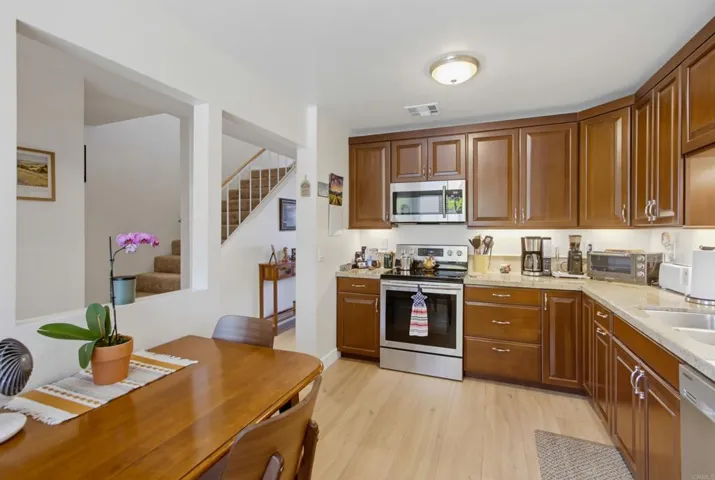 780 Ballantyne St J, El Cajon, California 92021