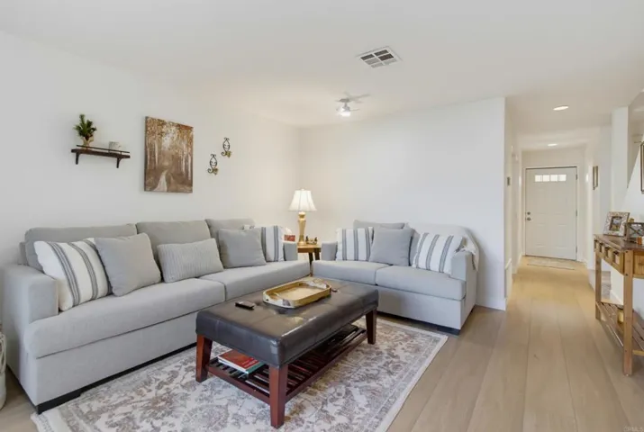 780 Ballantyne St J, El Cajon, California 92021