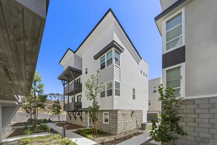 14419 Segal Way, San Diego, California 92126