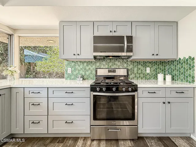 dKitchen and Dining8