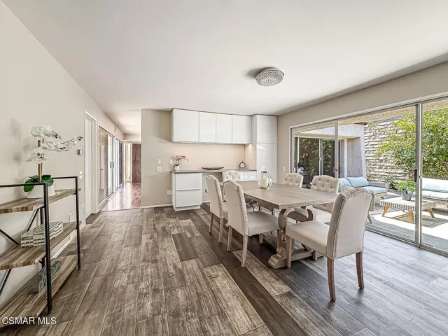 dKitchen and Dining2