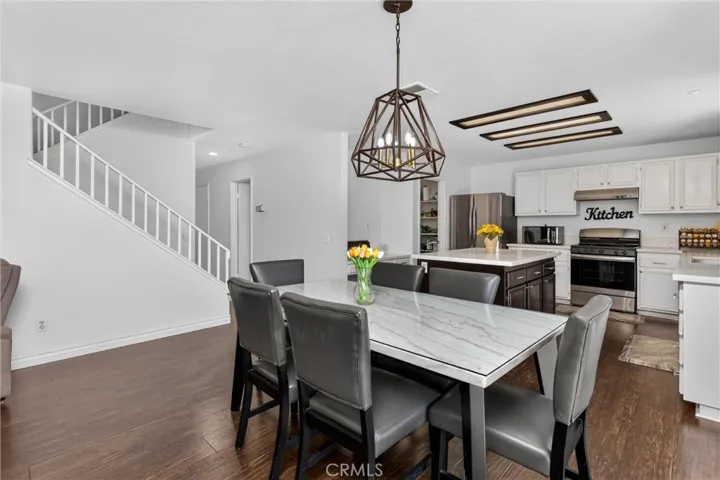 15559 Skylark Avenue, Fontana, California 92336