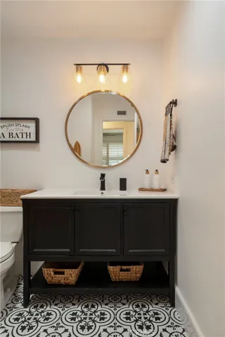 Guest Bathroom