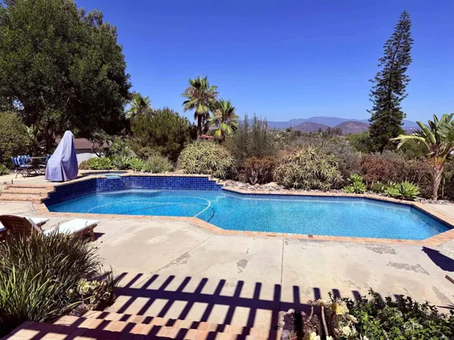 1097 Camino Alisos, Fallbrook, California 92028