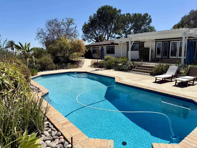 1097 Camino Alisos, Fallbrook, California 92028
