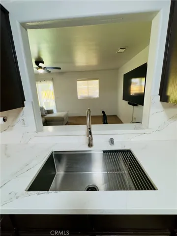 1009 S Elverta Street, Visalia, California 93292