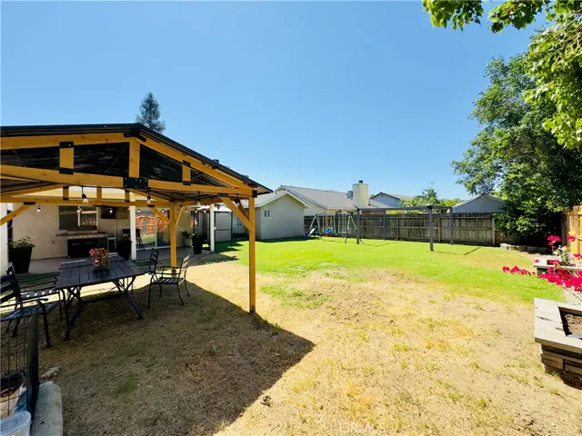 1009 S Elverta Street, Visalia, California 93292
