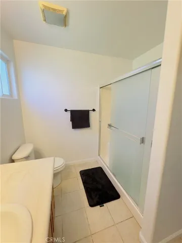 1009 S Elverta Street, Visalia, California 93292
