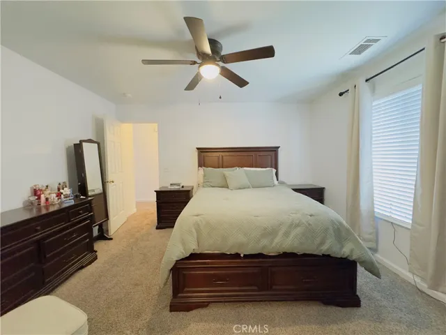 1009 S Elverta Street, Visalia, California 93292
