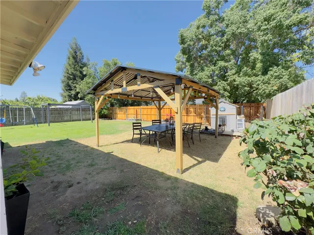 1009 S Elverta Street, Visalia, California 93292