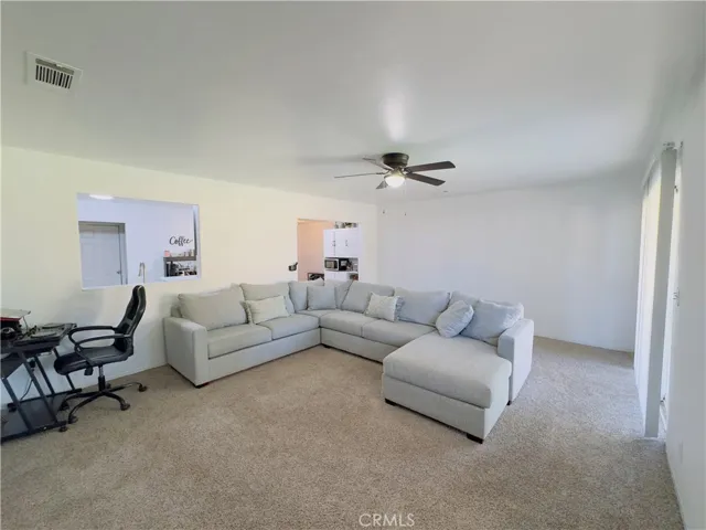 1009 S Elverta Street, Visalia, California 93292