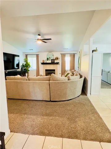1009 S Elverta Street, Visalia, California 93292