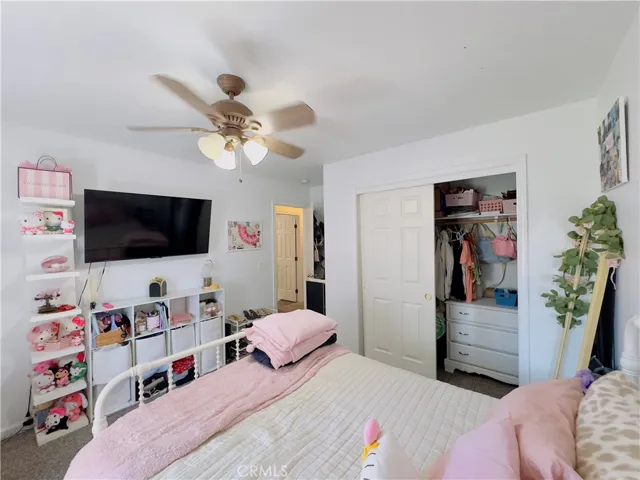 1009 S Elverta Street, Visalia, California 93292