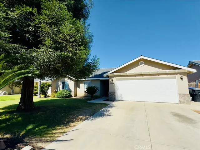 1009 S Elverta Street, Visalia, California 93292
