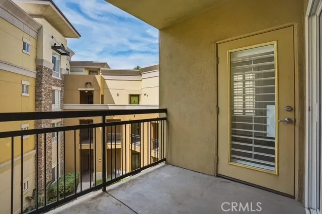 24595 Town Center Drive 3305, Valencia, California 91355