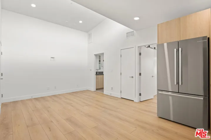 2918 3rd Street 6, Santa Monica, California 90405