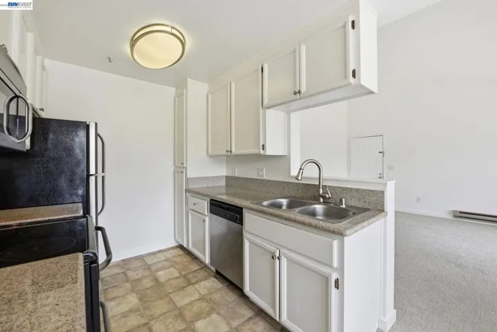 37482 Parish Cir 19f, Fremont, California 94536