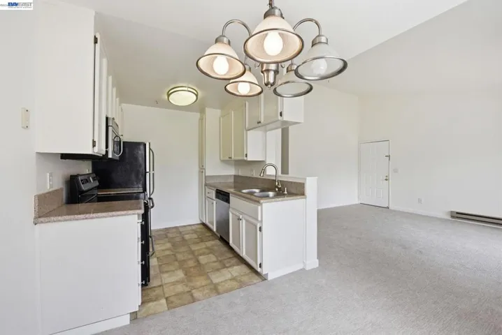 37482 Parish Cir 19f, Fremont, California 94536