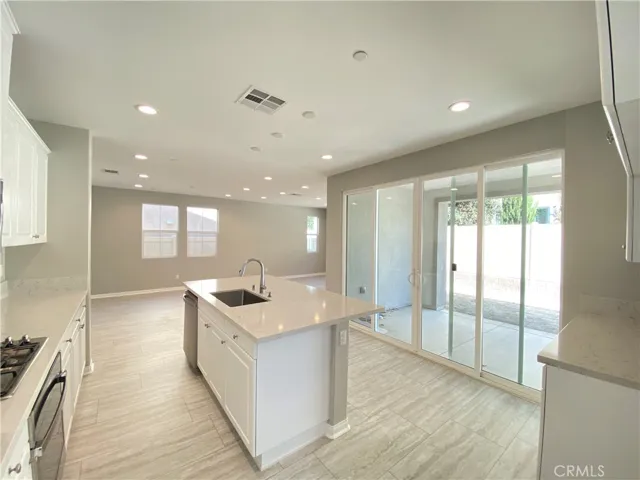 8790 Bay Laurel, Chino, California 91708