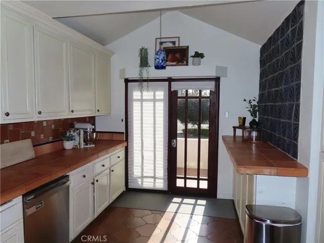 2421 French, Santa Ana, California 92706