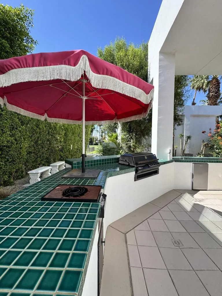 Covered Outdoor Kitchen
